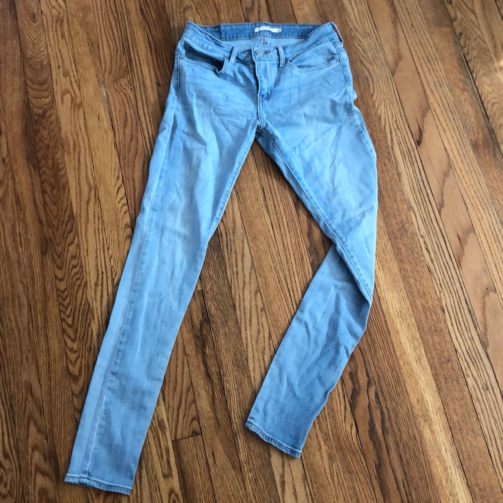 Levi’s 711 Jeans